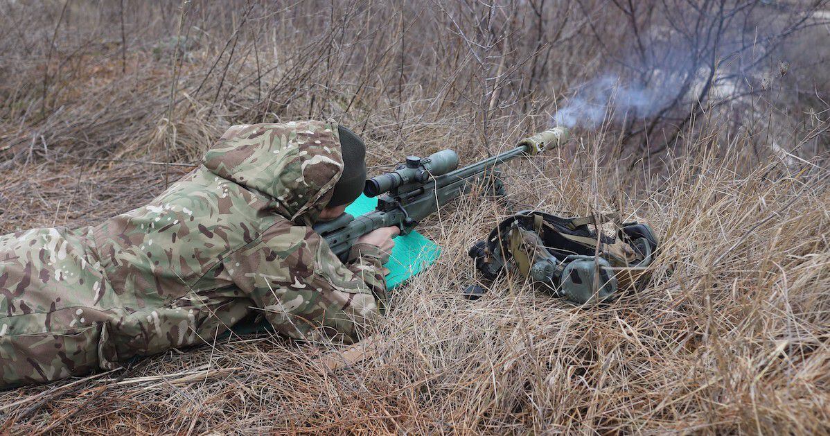 Why Ukraine's elite snipers, and their U.S. guns and ammo, are more vital  than ever in the war with Russia - CBS News