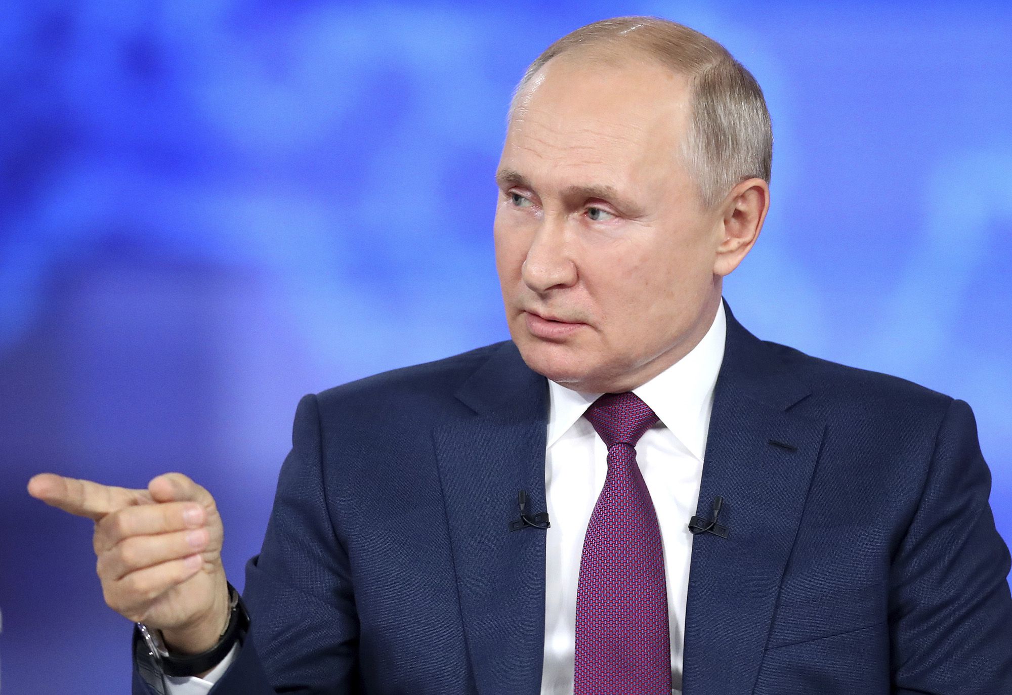 Vladimir Putin puts Russia's nuclear deterrent forces on alert over tensions with West