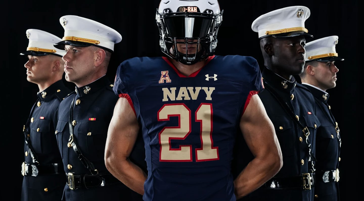 marine dress uniform 2022