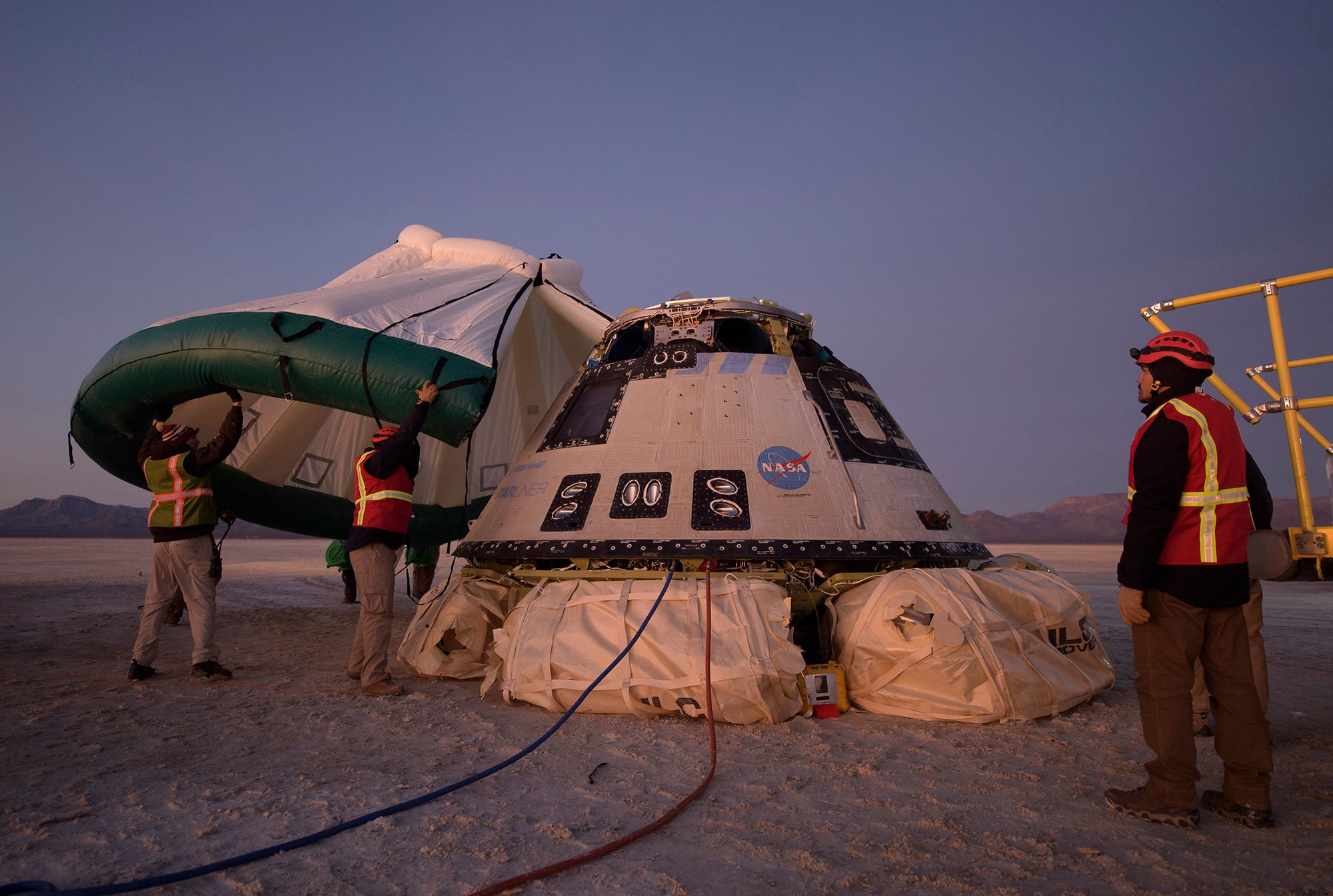 Boeing CST-100 Starliner Landing