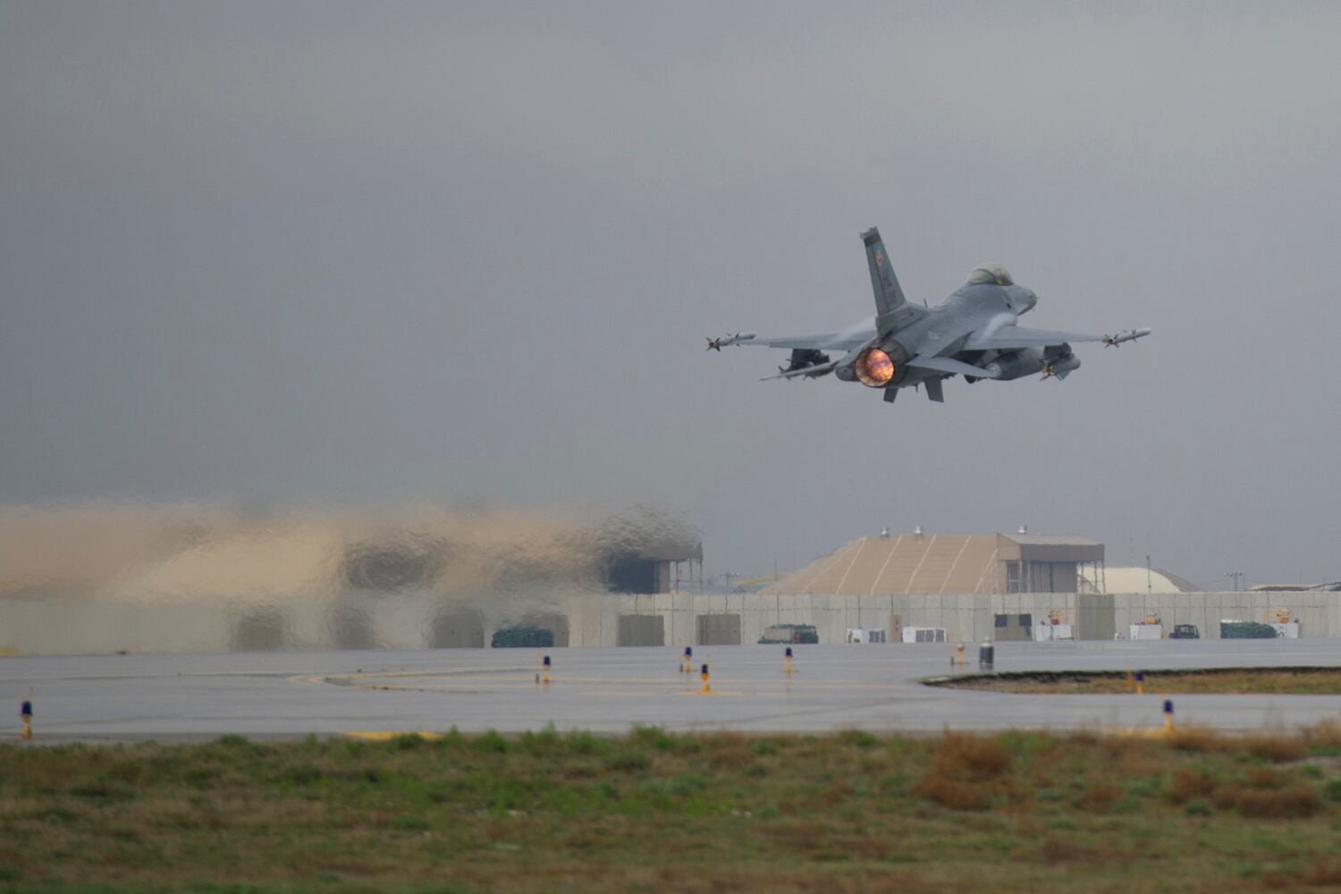 F-16 Fighting Falcon, Bagram