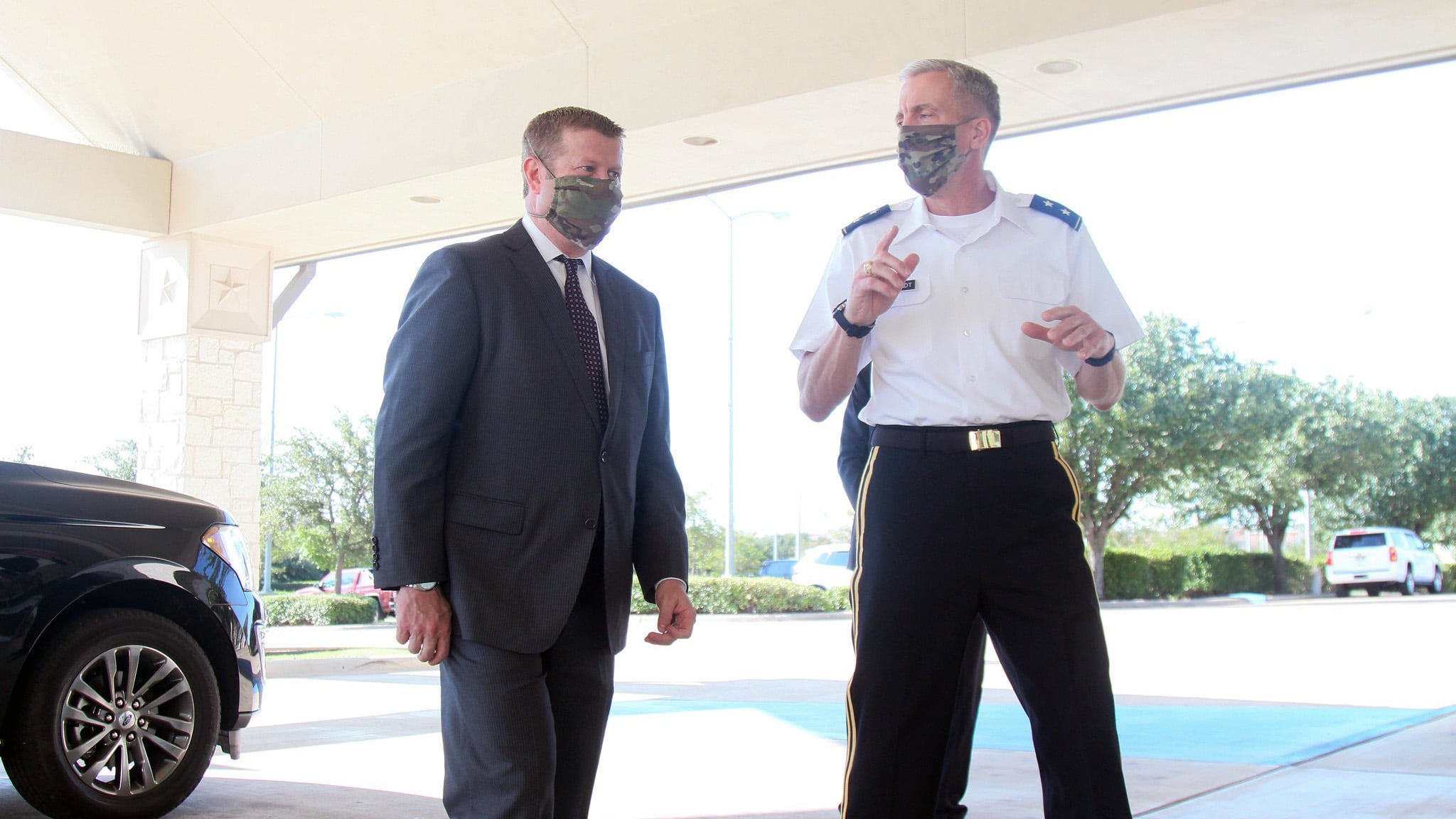 Secretary of the Army Ryan D. McCarthy with Maj. Gen. Scott L. Efflandt, deputy commanding general, III Corps, Fort Hood, Texas, on Aug. 5, 2020.