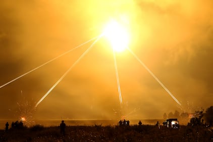 Romanian and U.S. soldiers shoot air defense weapons during a training exercise in Bemowo Piskie, Aug. 28, 2020.