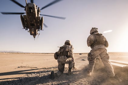 Marines conduct helicopter support team training during Integrated Training Exercise (ITX) 1-21 at Marine Air Ground Combat Center Twentynine Palms, Calif., Oct. 13, 2020.